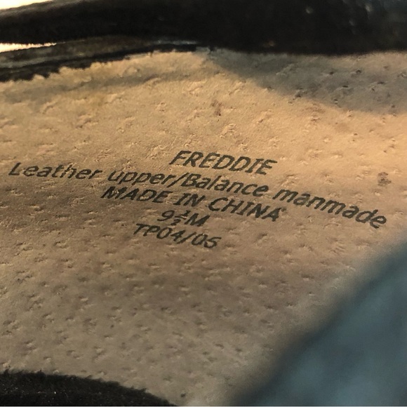 Black Suede Heels 9.5 Dress Shoe Peep Toe, Ankle Strap Womens Liz Claiborne - Picture 12 of 12